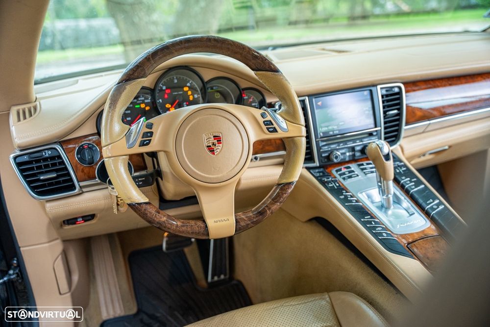 Porsche Panamera 3.0 V6 - 19