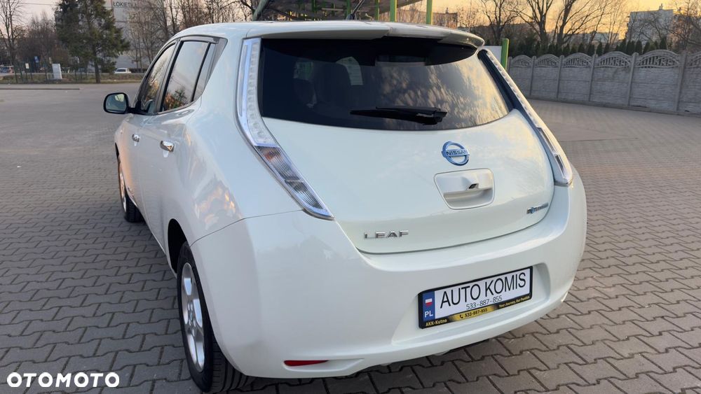Nissan Leaf - 8