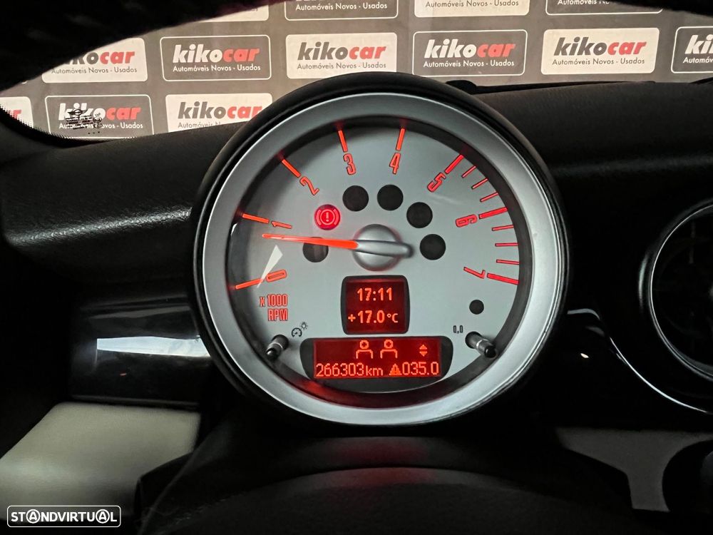 MINI 3 Portas Cooper D - 27