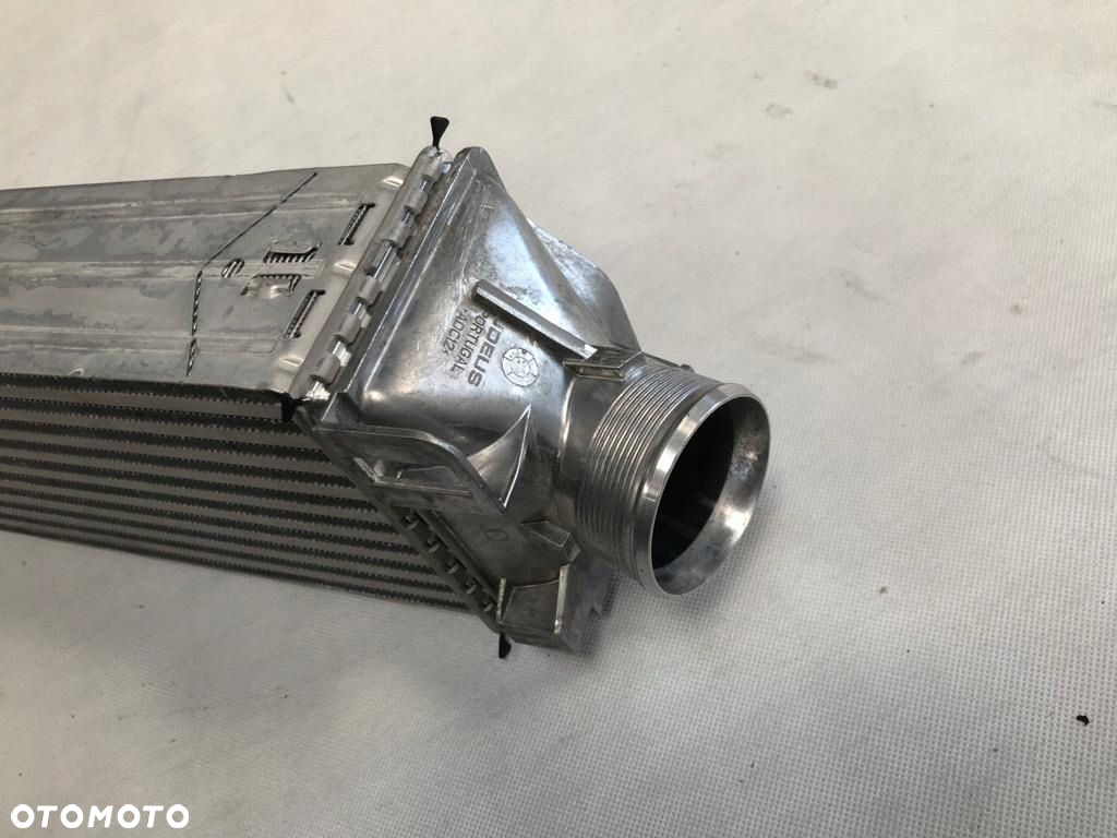 Audi A4 A5 Chłodnica Intercooler NOWA 8W0145805E - 3
