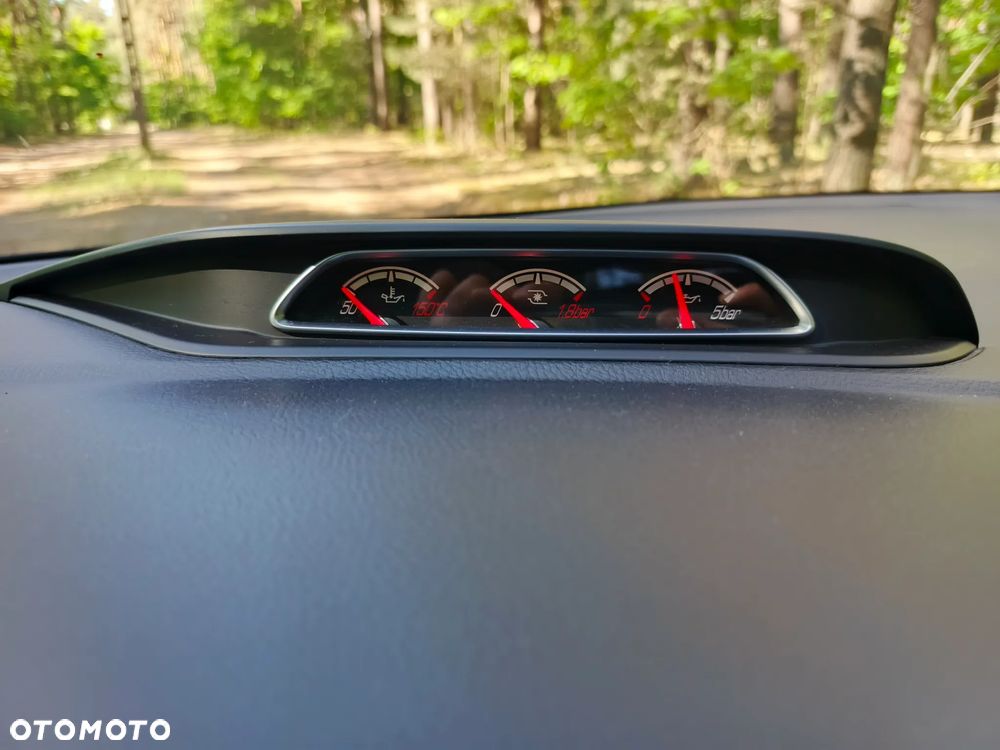 Ford Focus 2.0 EcoBoost ST - 13