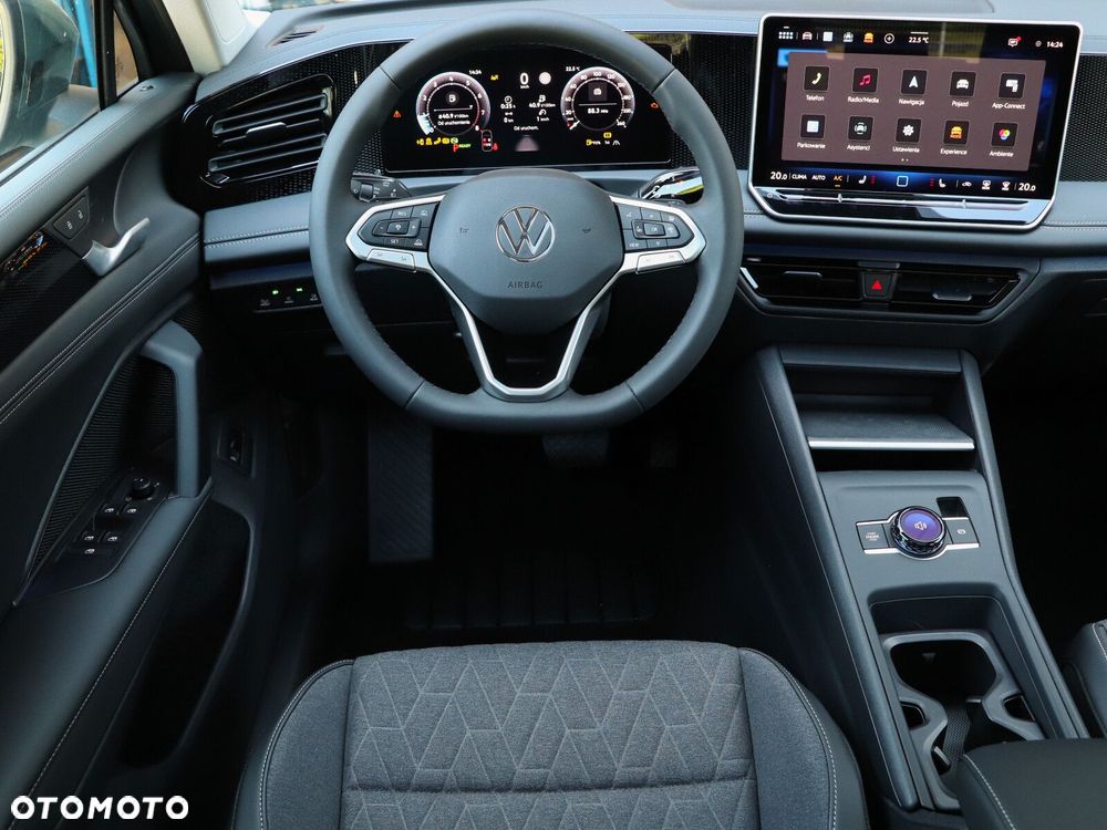 Volkswagen Tiguan - 14