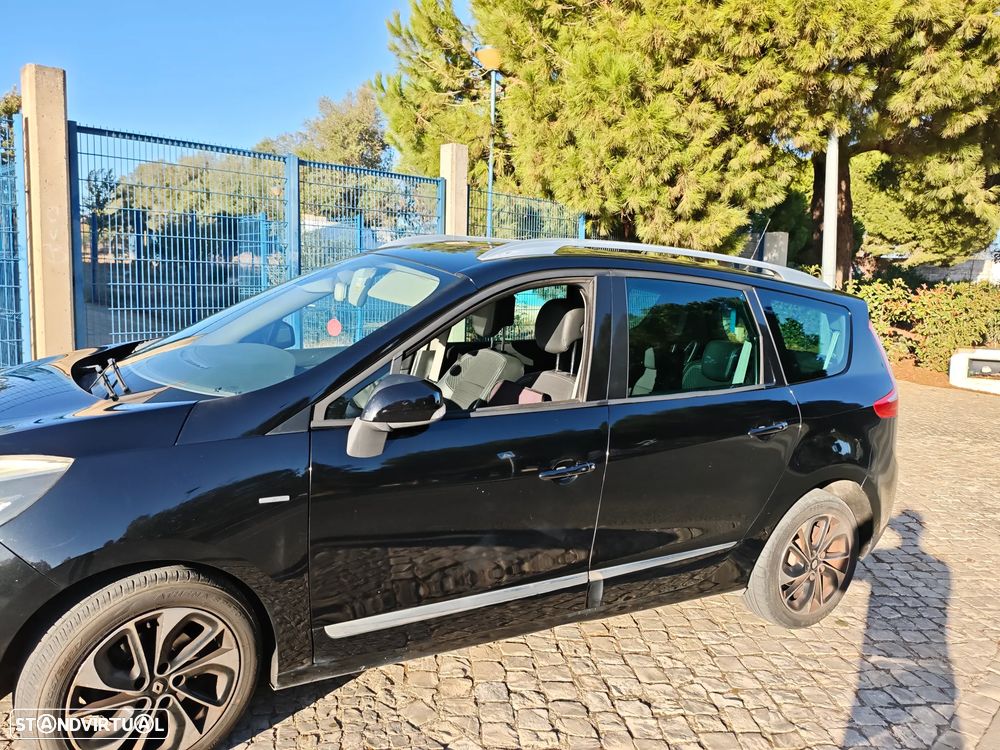Renault Grand Scénic - 17