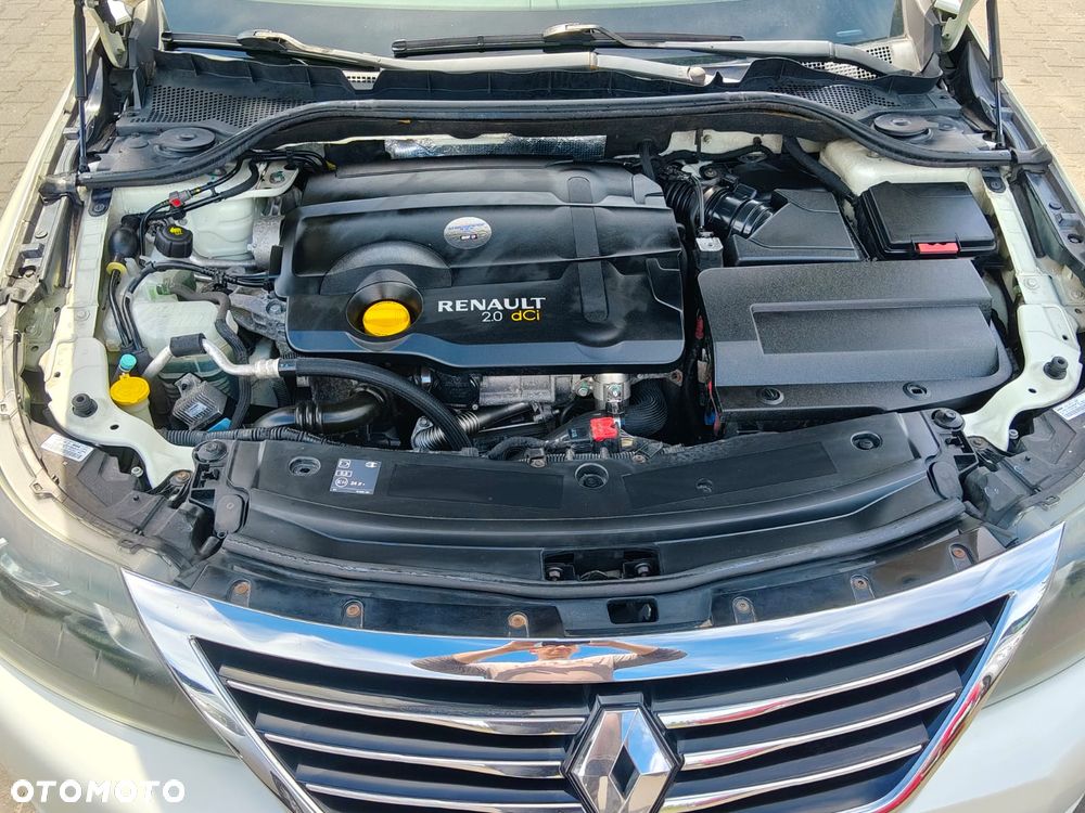 Renault Latitude 2.0 dCi Privilege - 27