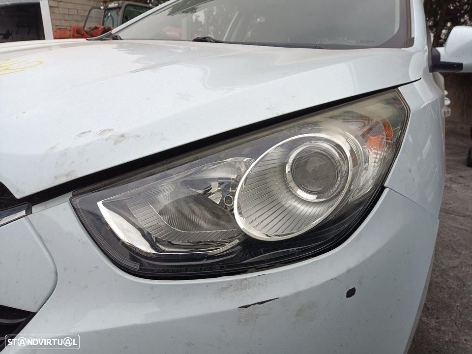 FAROL ESQUERDO HYUNDAI IX35 ELLM - 1