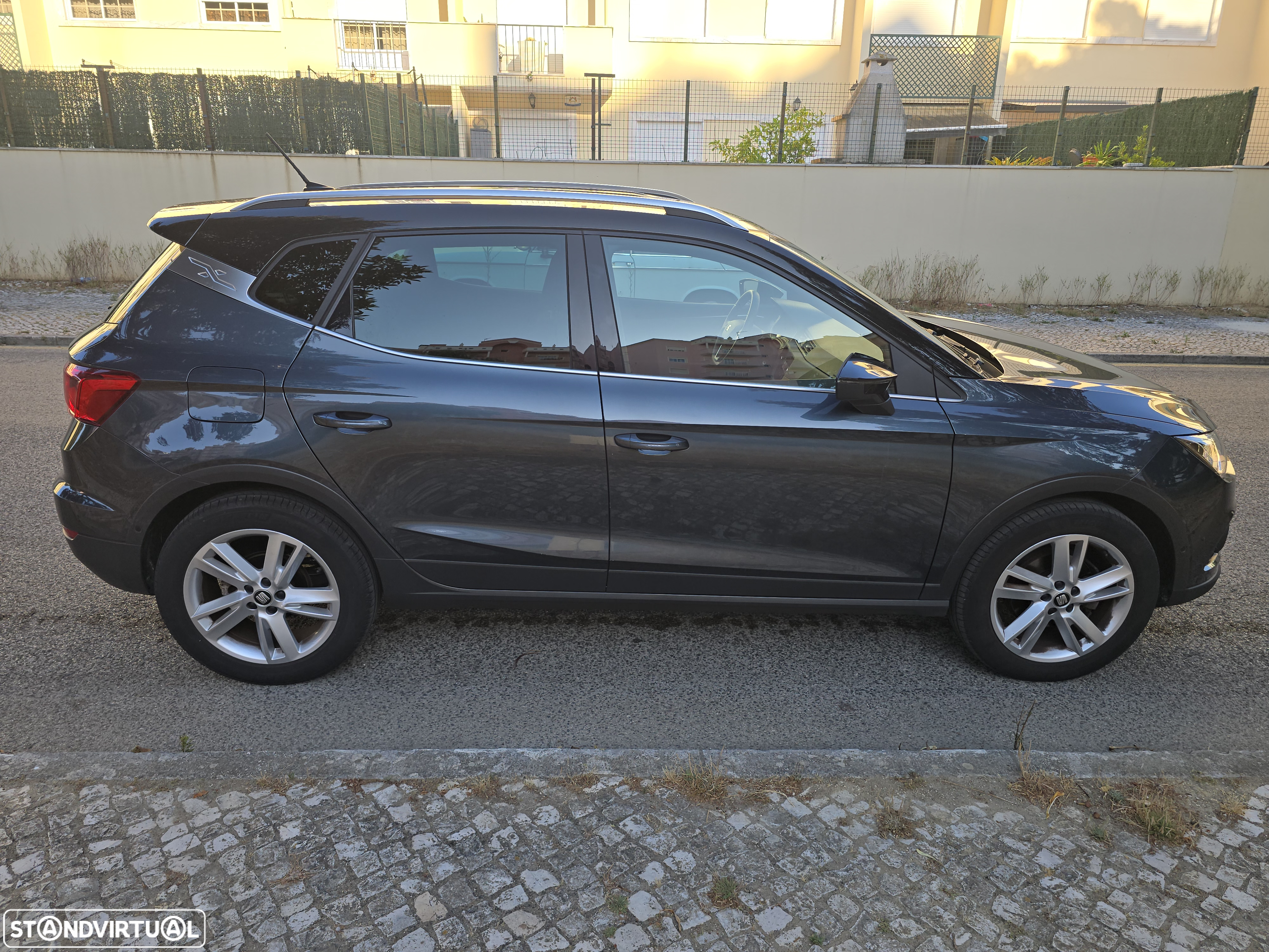 SEAT Arona 1.0 TSI FR - 6