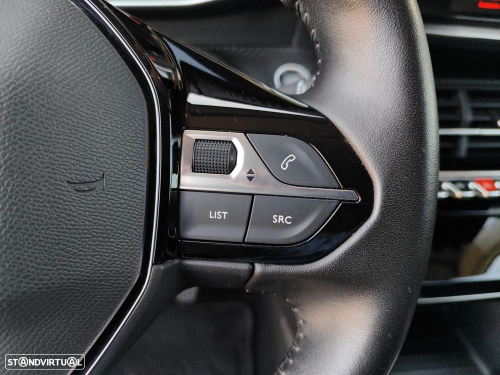 Peugeot 2008 1.2 PureTech Allure Pack - 11