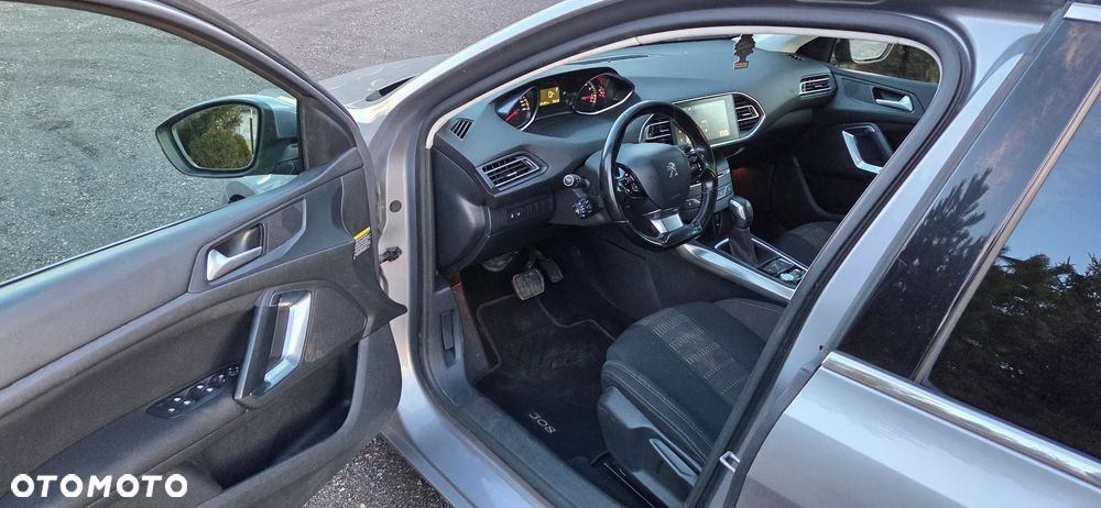 Peugeot 308 - 6