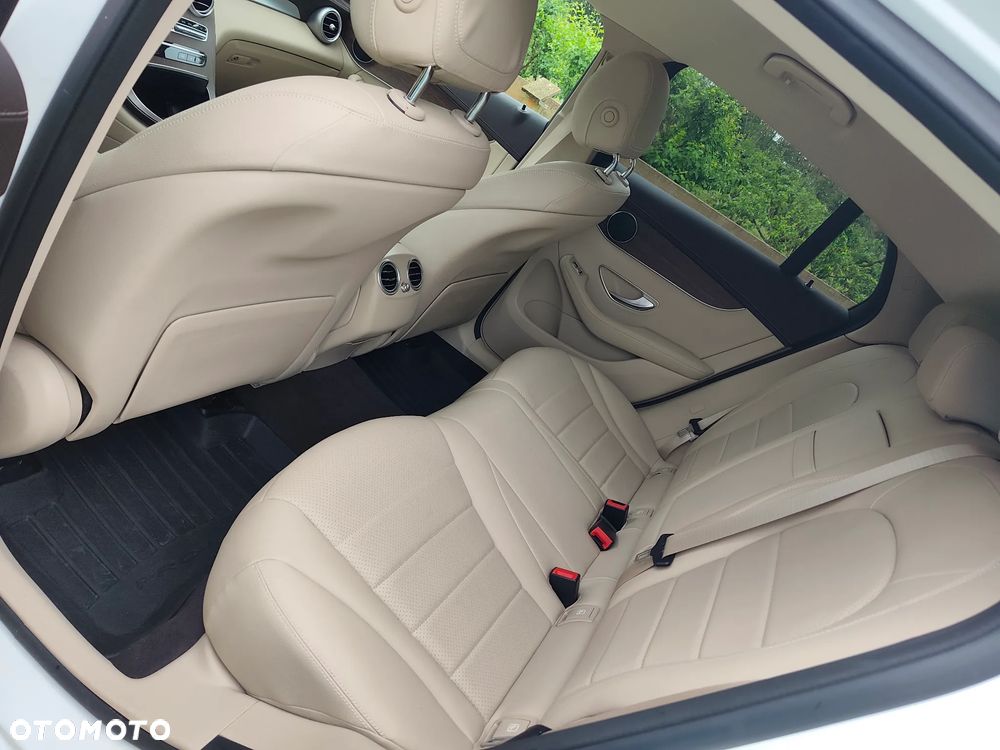 Mercedes-Benz GLC 200 4-Matic - 10