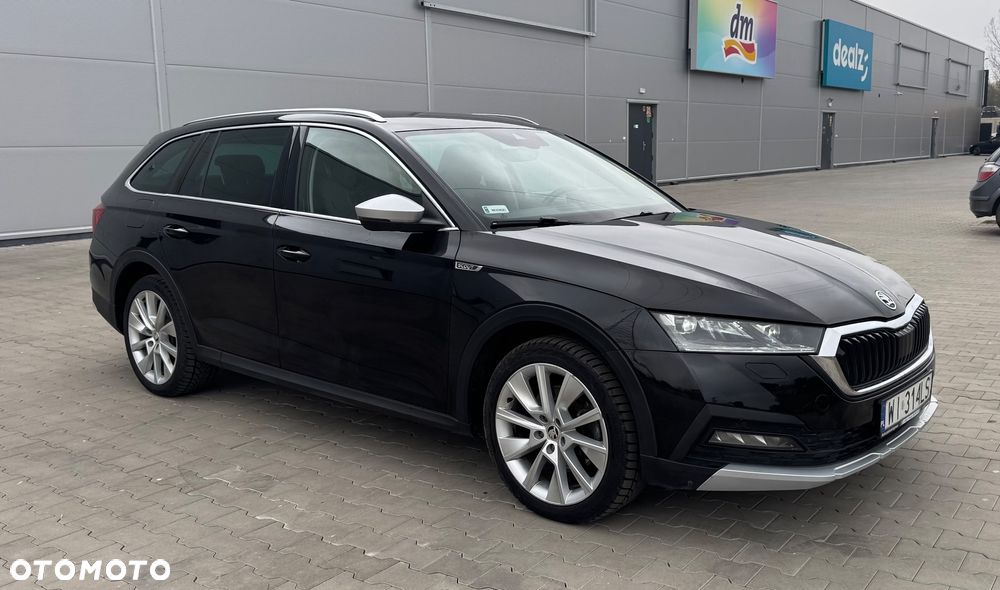 Skoda Octavia 2.0 TDI 4x4 Scout DSG - 11