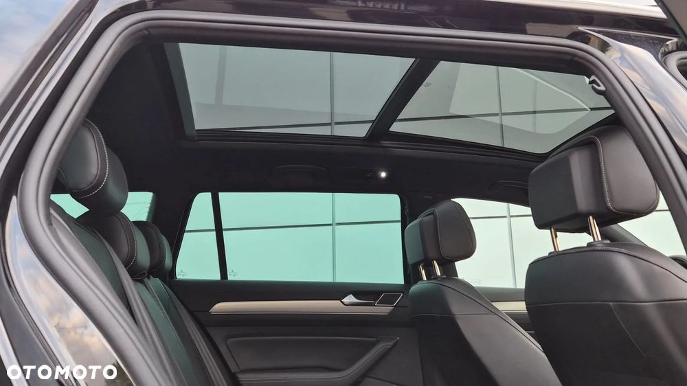 Volkswagen Passat - 30