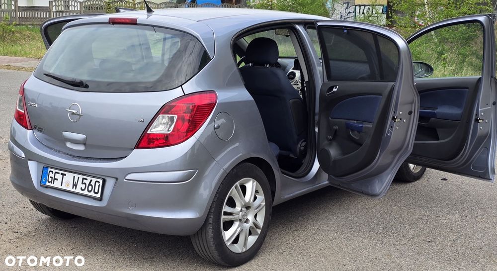 Opel Corsa 1.4 16V Edition - 31