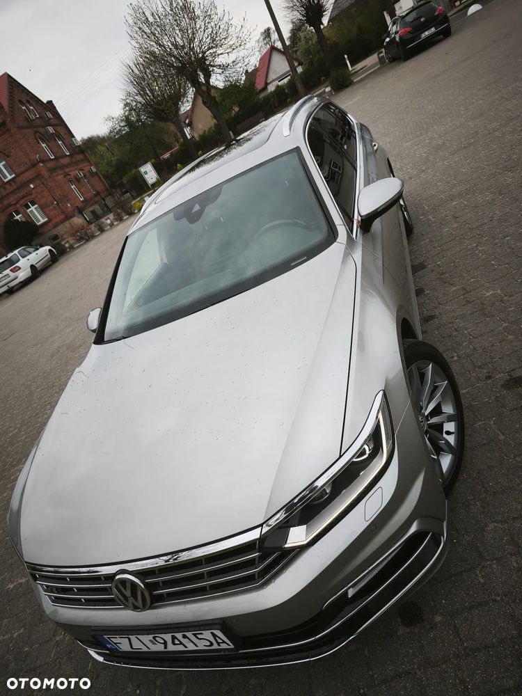 Volkswagen Passat 2.0 TDI SCR (BlueMotion Technology) Highline - 4