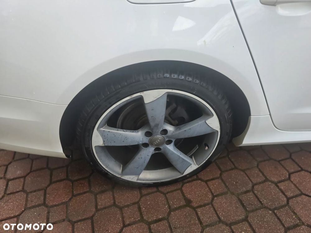 Audi A6 Avant - 8