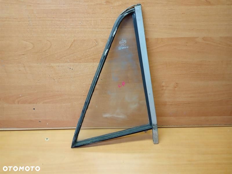 SZYBA TRÓJKĄTNA LEWA PRZEDNIA FIAT 125 KOMBI BESPO - 1