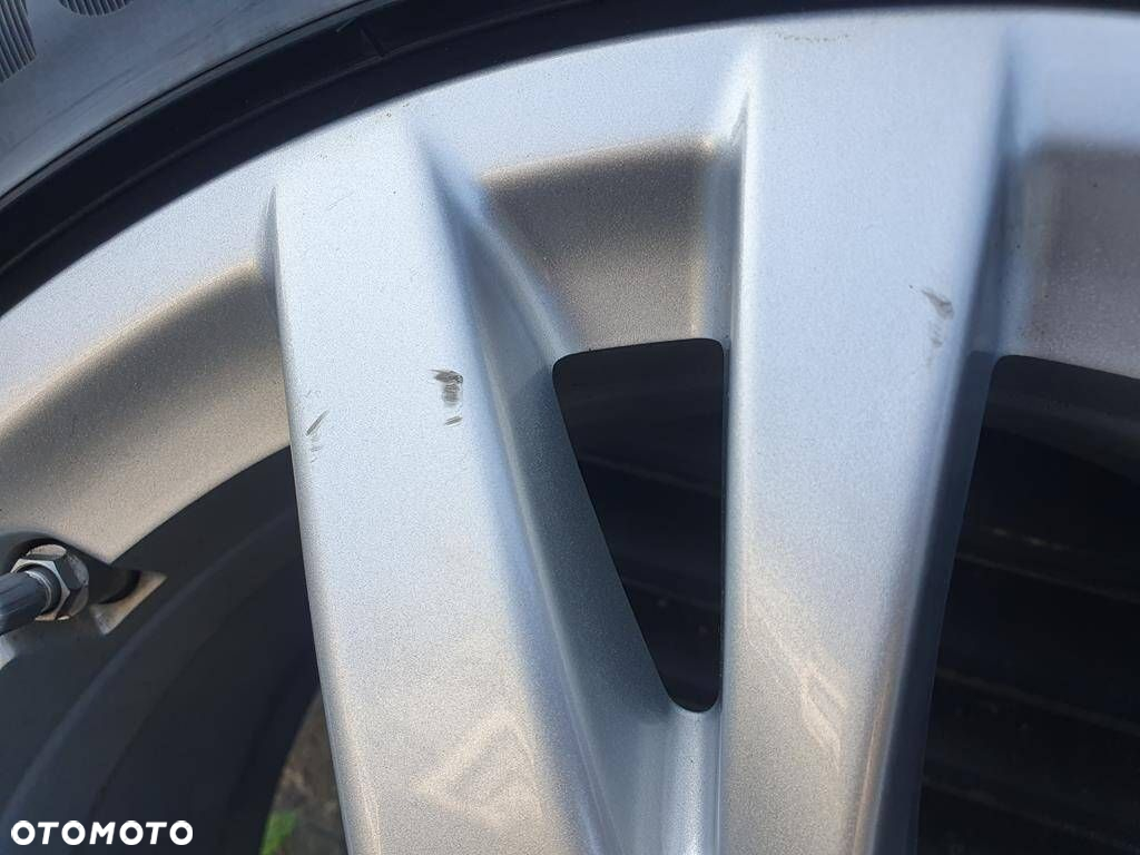 Koła 205/60R16 BMW 2 F45 F46 Tourer Goodyear 8,4mm - 7