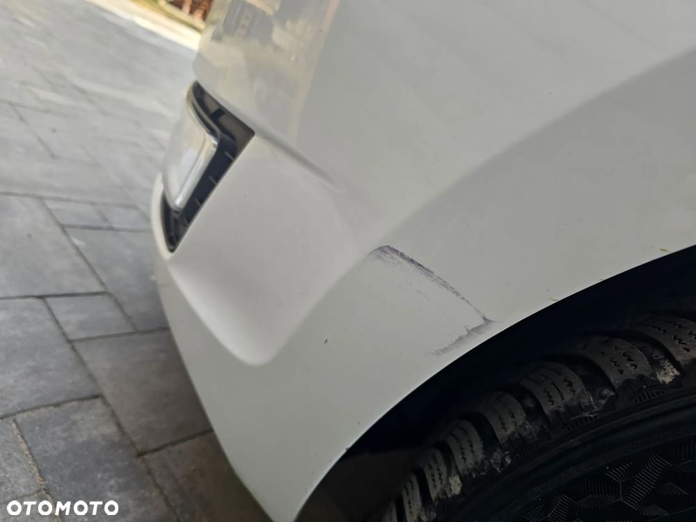 Skoda RAPID 1.6 TDI DPF Ambition - 18