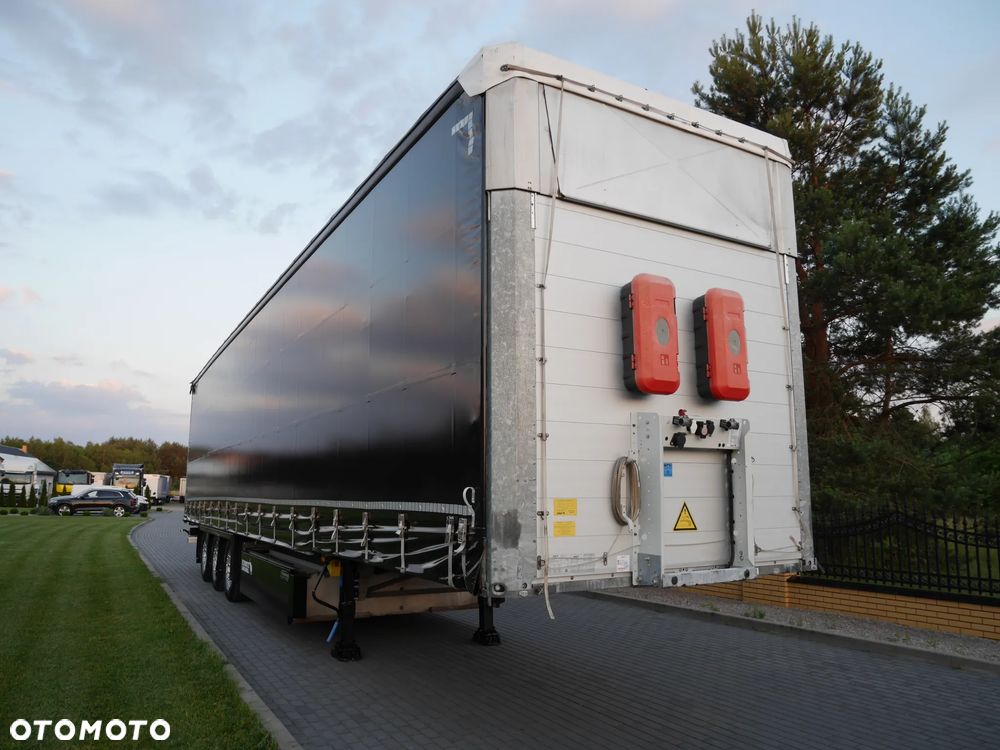 Schmitz Cargobull VARIOS Standard/Mega Dach podnoszony/ Paleciara - 4