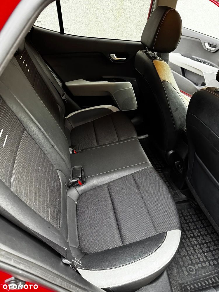 Kia Stonic 1.0 T-GDI DCT OPF Spirit - 8