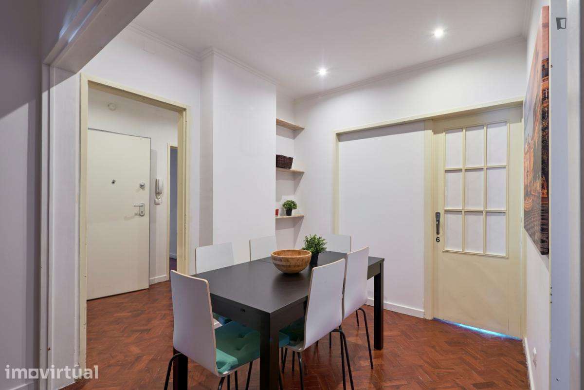 Quarto - localizado em Saldanha Lisbon - Grande imagem: 3/45