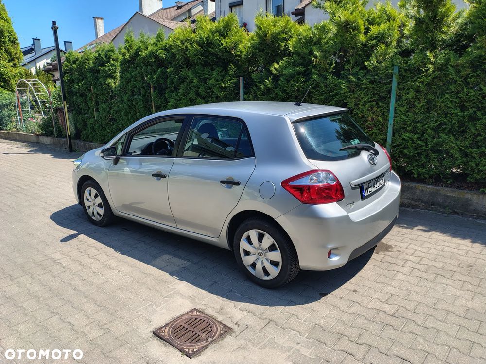 Toyota Auris 1.6 Active - 8