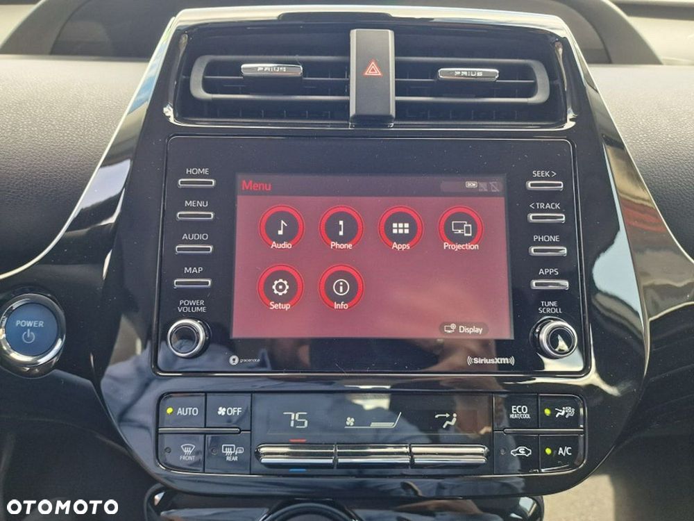 Toyota Prius - 17