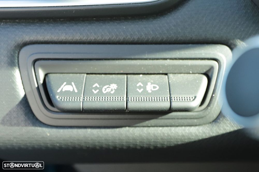 Renault Clio 1.6 E-Tech Intens - 20