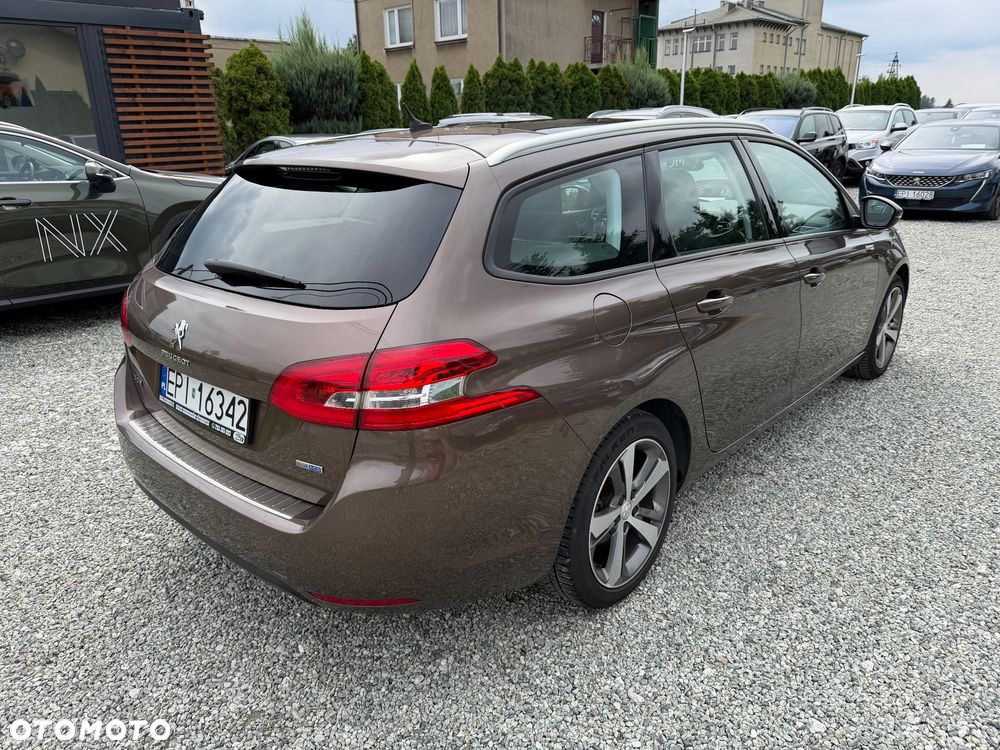 Peugeot 308 BlueHDi 150 EAT6 Stop & Start Business-Line - 20