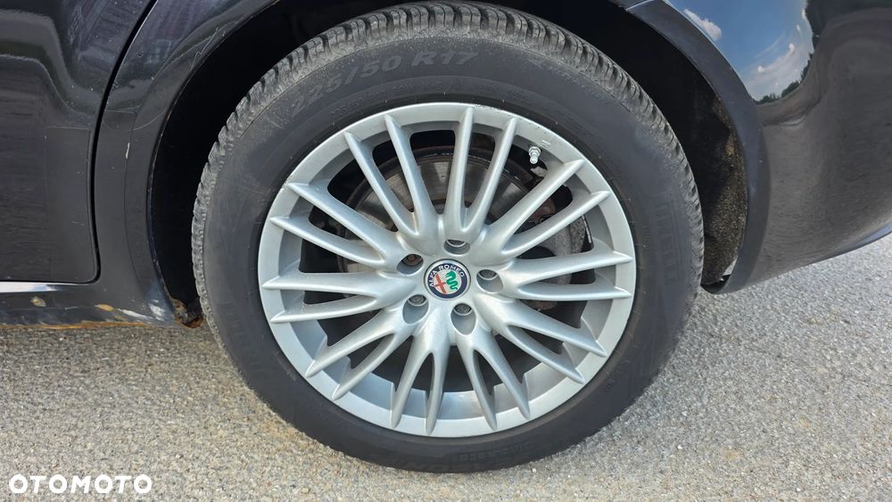 Alfa Romeo 159 2.4 JTDM 20V DPF Distinctive - 14