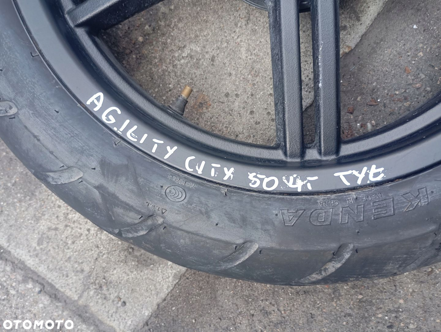 KOLO FELGA TYL KYMCO AGILITY CITY 50 4T - 2