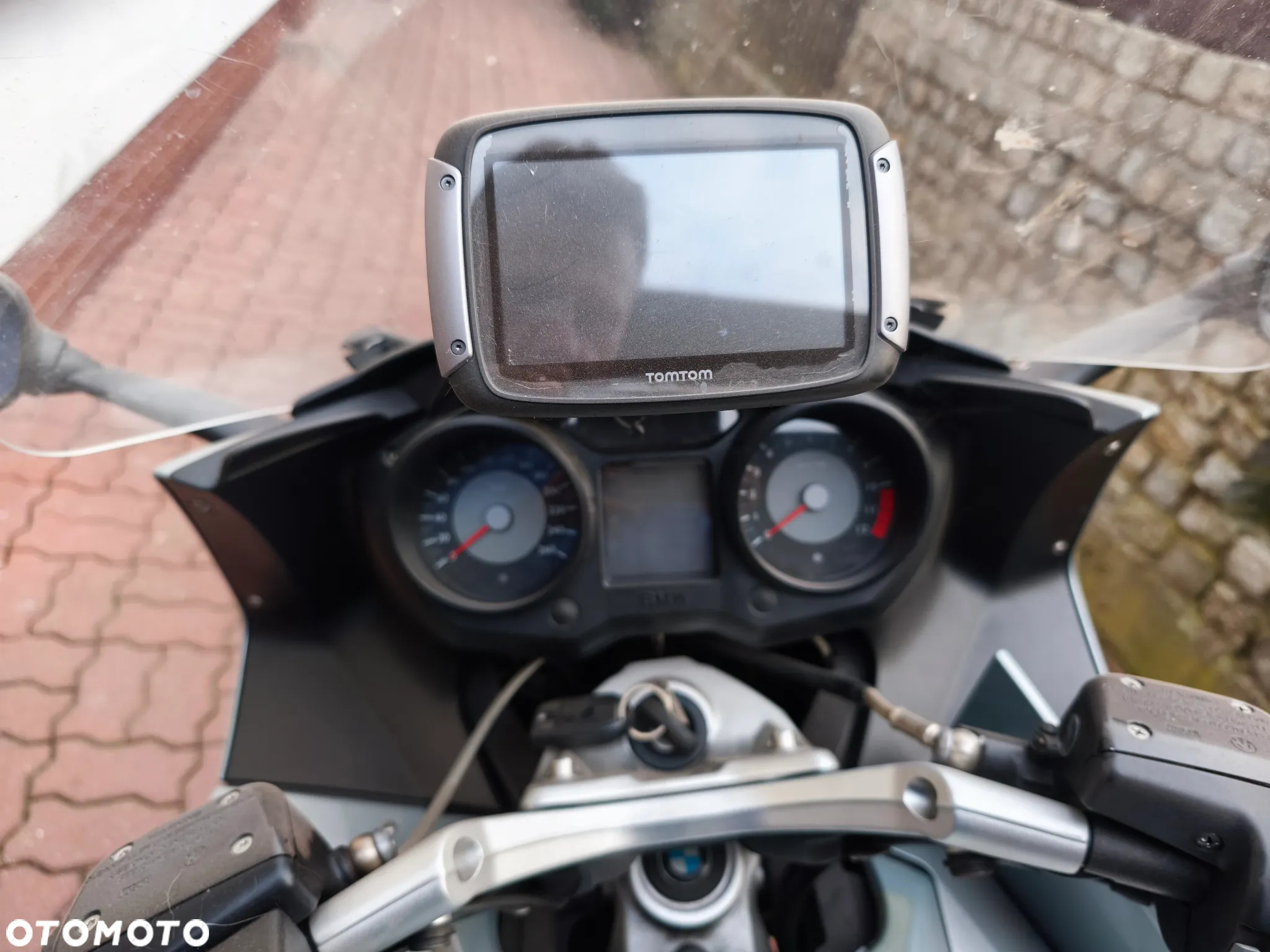 BMW K - 9