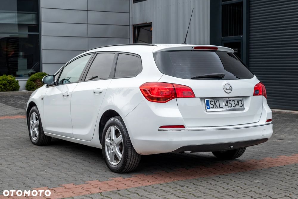 Opel ASTRA 1,7 dci  kombi  cięzarowa VAT-1 - 6