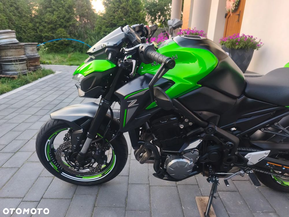 Kawasaki Z 900 - 21