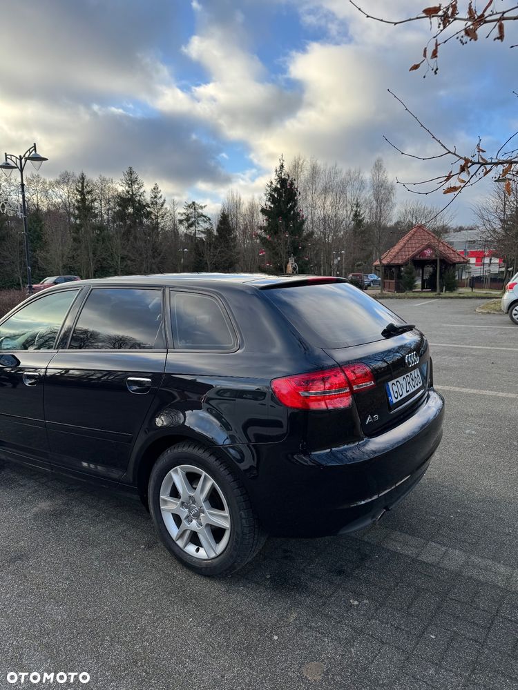 Audi A3 Sportback 2.0 TDI DPF Attraction - 4