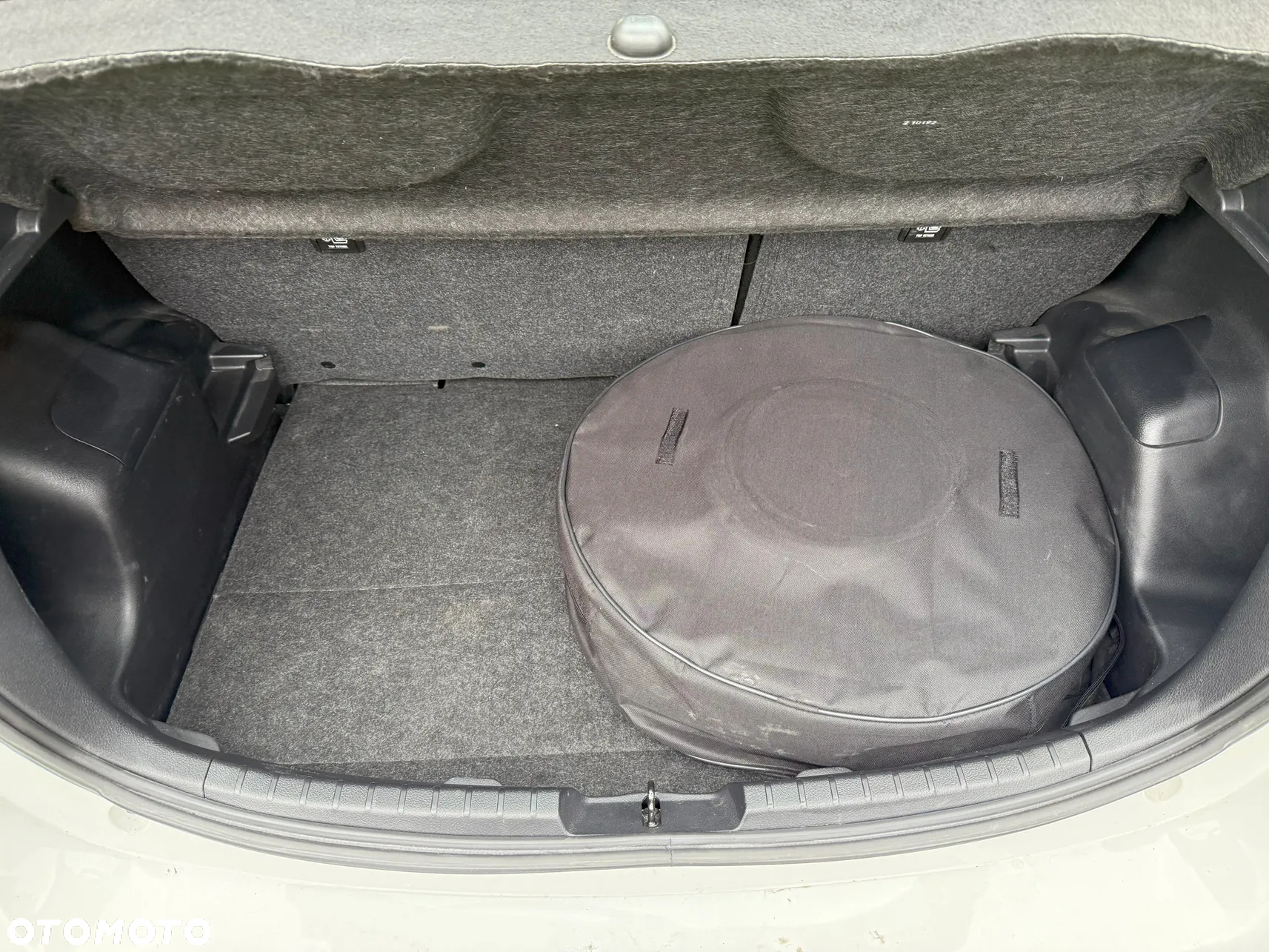 Toyota Yaris - 14