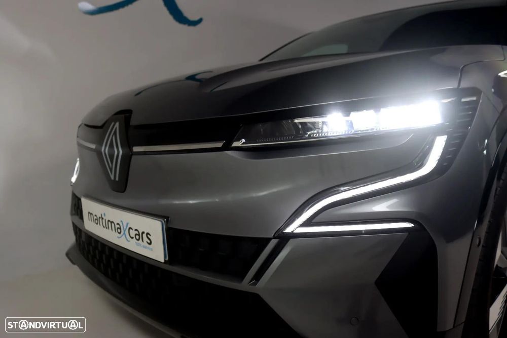 Renault Mégane E-Tech - 10