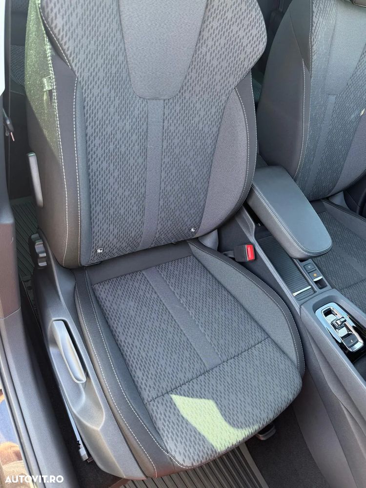 Skoda Octavia Combi 2.0 TDI DSG Style - 12