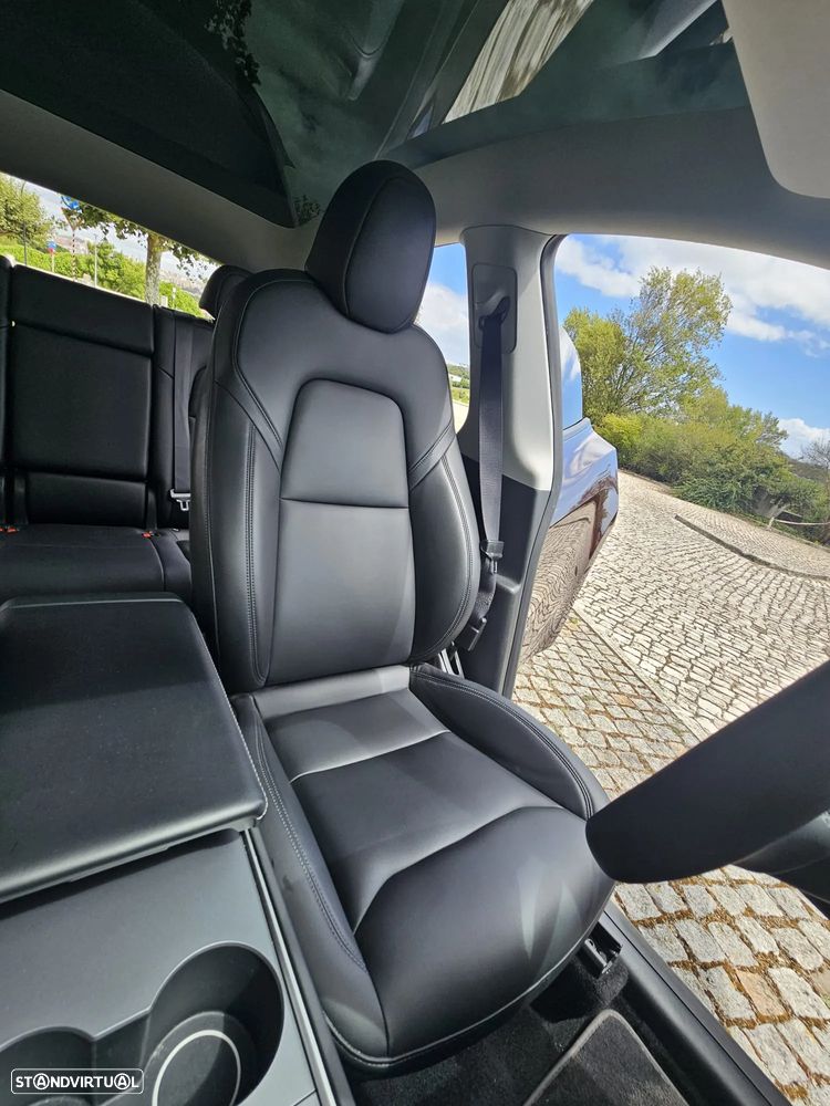 Tesla Model Y Long Range Tração Integral - 24