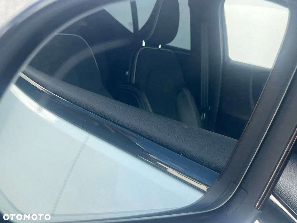 Volvo XC 40 T4 AWD Geartronic R-Design - 35