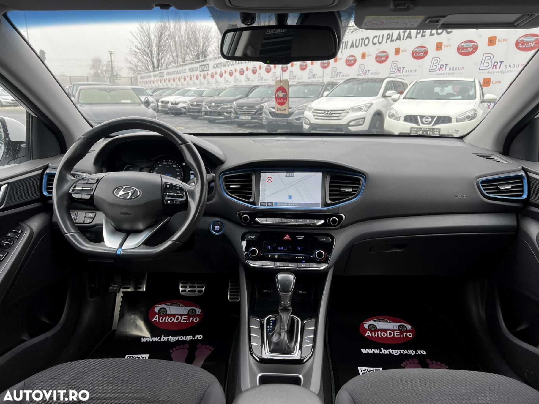 Hyundai IONIQ - 7