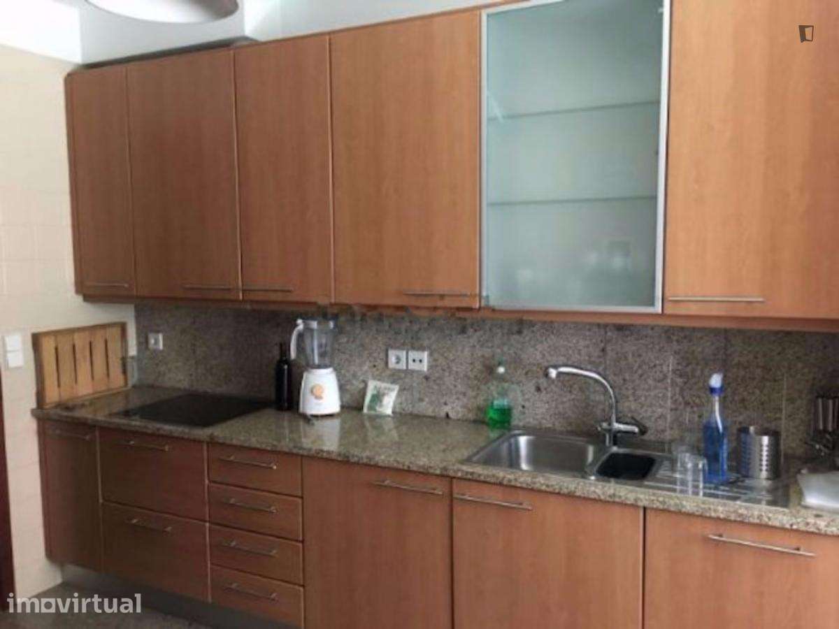 Apartamento com 1 quartos - localizado em Lordelo do Ouro Porto - Grande imagem: 4/7