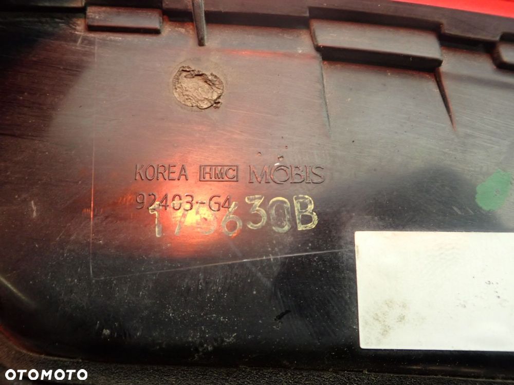 LAMPA LEWA TYLNA W KLAPIE HYUNDAI I30 III - 7