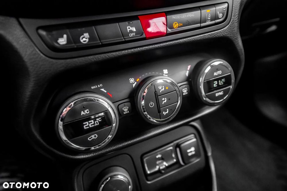 Jeep Renegade 2.0 MultiJet Active Drive Limited Adventure Edition - 33