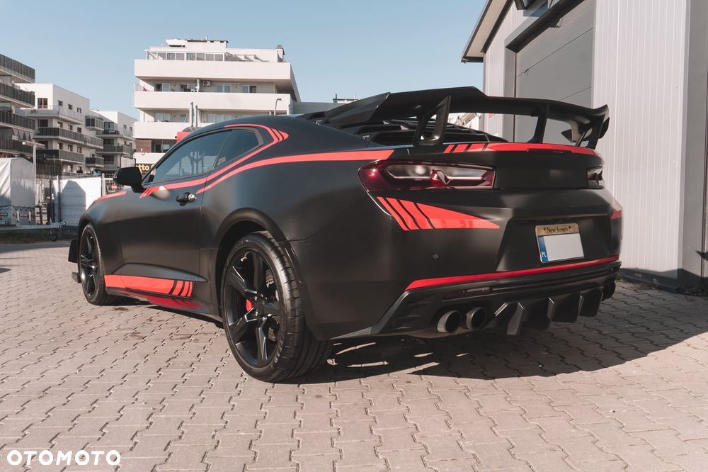 Chevrolet Camaro - 12