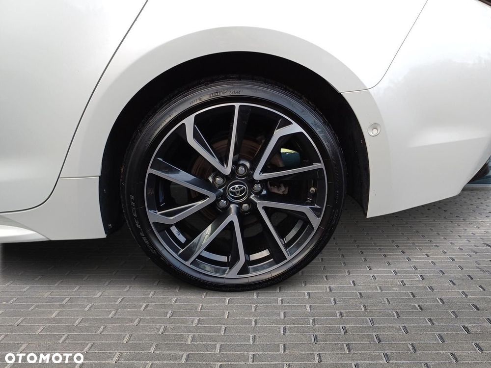 Toyota Corolla 2.0 Hybrid Selection - 28