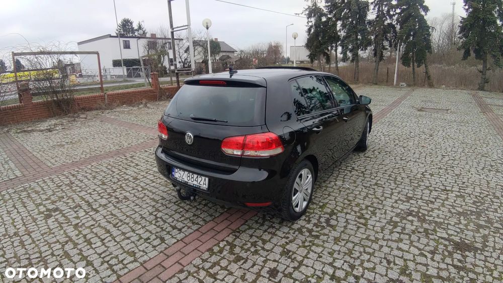 Volkswagen Golf 1.6 TDI BlueMotion Technology Comfortline - 8