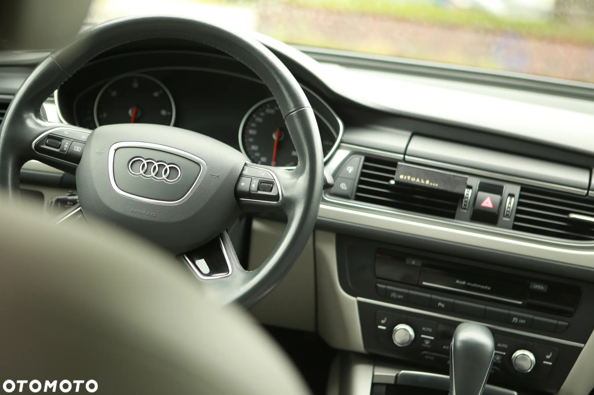Audi A6 2.0 TDI ultra S tronic - 12
