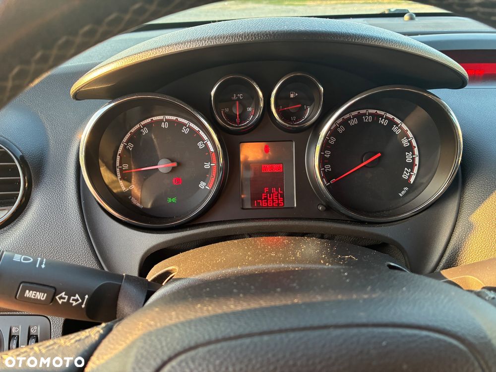 Opel Meriva - 14