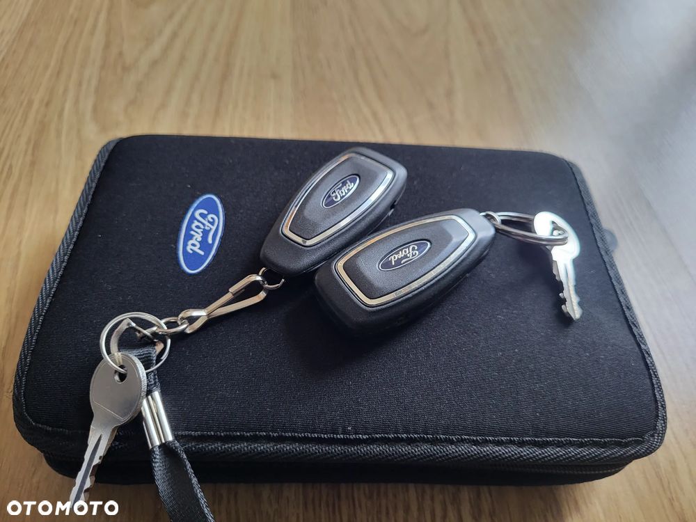 Ford Kuga 1.5 EcoBoost FWD Titanium Plus ASS - 24