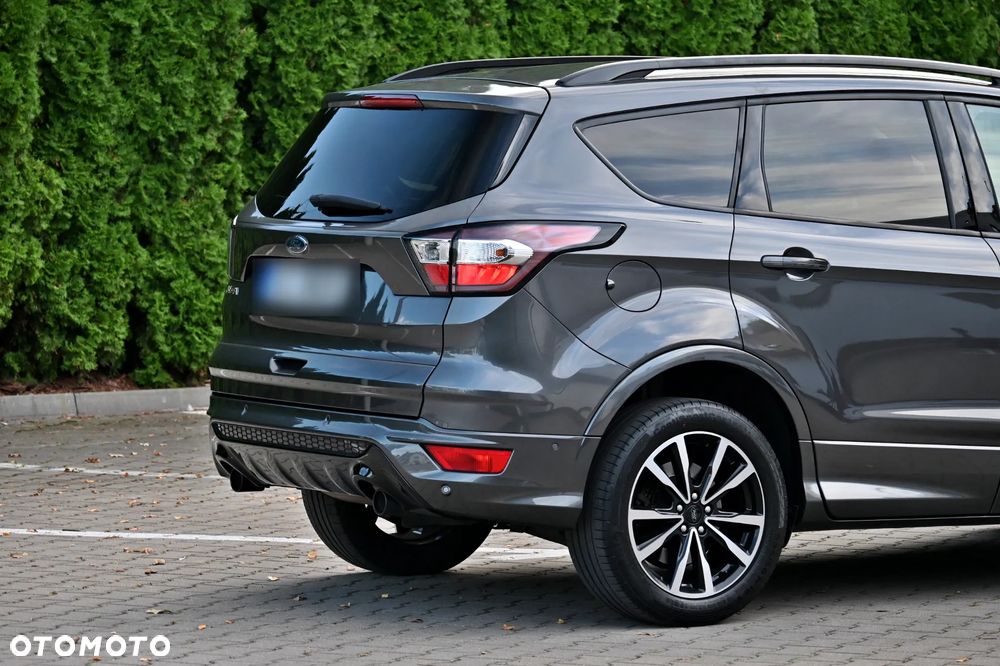 Ford Kuga 2.0 TDCi 4x4 ST-Line - 19